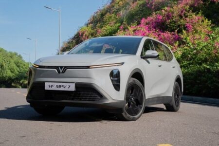 Rainy Season Driving: How VinFast EVs Handel Wet Road